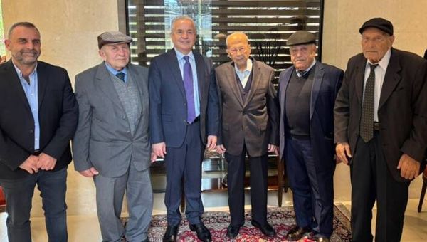 ميشال عون استقبل وفدًا من قدامى
العسكريين الذين خدموا الى جانبه