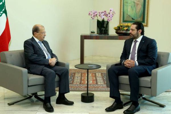عون يوافق على مطالب القوات والاشتراكي