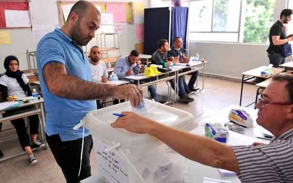 الديمقراطيّة في خدمة السلطة دائماً !