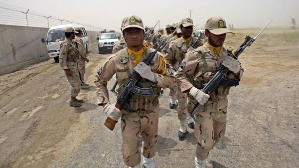 At least 10 Iranian Revolutionary Guards killed in border attack