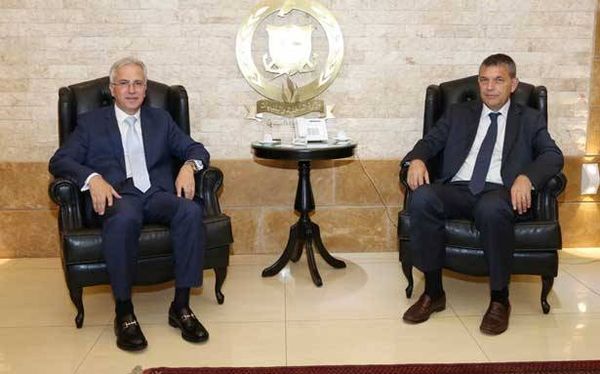 خطّار بحث ولازاريني التعاون
بين الـU.N.D.P  والدفاع المدني
