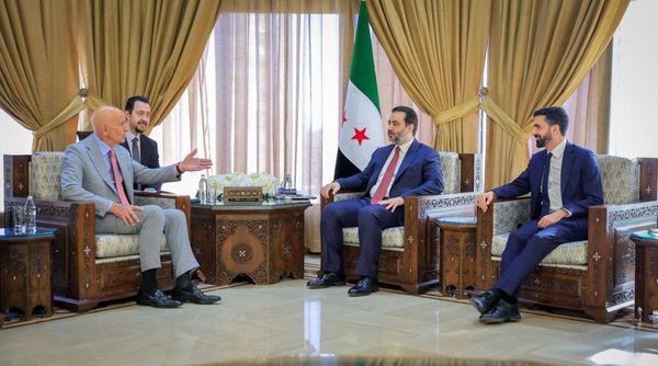 ترقب لبناني للمفاوضات السورية - 