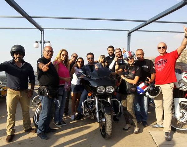 حملة توعية رياضية لـ WingRiders 
من بيروت الى اهدن