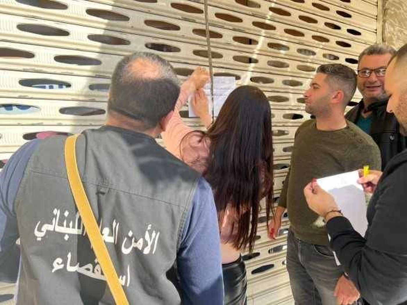 إقفال سوبر ماركت بالشمع الاحمر وتوقيف صاحبها.. إليكم التفاصيل