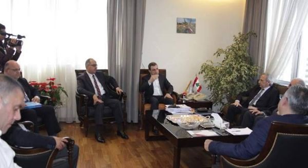أبو فاعور تابع مع معهد البحوث وجمعية الصناعيين تسهيل دخول المواد الأولية عبر المرافىء