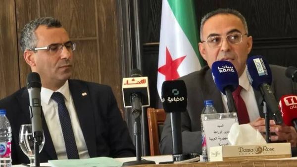 وزير الزراعة أجرى محادثات موسعة مع نظيره السوري في دمشق:
لدينا تشابه في المشاكل ونطمح لعلاقة تكون نموذجاً للتعاون