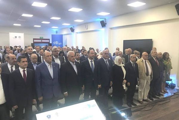 فاجأ الدوائر العقارية في صيدا
خليل : بـاستطاعتنـا أن نخرج مـن هـذه الأزمة ولســنا بـلداً مفلساً ولإطـــلاق الــورش