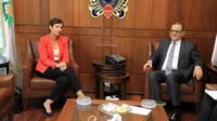 البيسري بحث مع سفيرة قبرص
موضوع النزوح وآثاره على بلادها