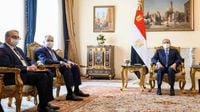 السيسي يُؤكد للافروف أهميّة الحلّ الديبلوماسي للأزمة الأوكرانيّة