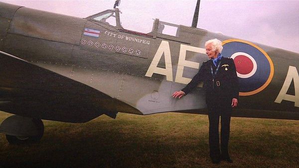 WW2 Spitfire pilot Mary Ellis dies