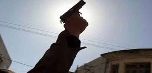 في لبنان-"محمد" يقتحم بلدية ويطلق الرصاص و السبب لا يصدق!