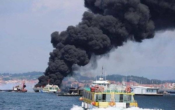 WATCH Disturbing Footage of Tourist Boat Engulfed in Flames off Spanish Coast