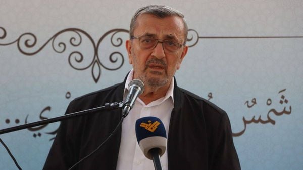 عز الدين: التفاوض غير المباشر هو الخيار الأنسب مع العدو