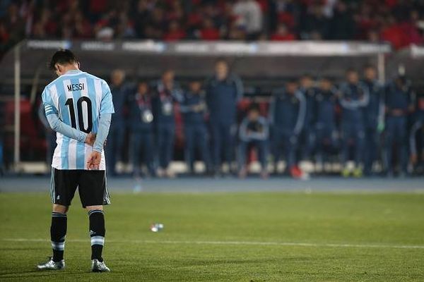 الأرجنتين خارج المراكز المؤهلة للمونديال!