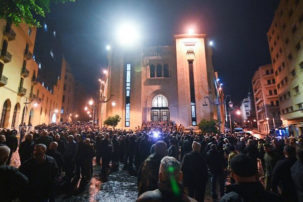 نفاق الحكومة وشعبوية النواب يوصلان البلاد لحافة الفوضى!
اقرار الموازنة ووعود صعبة التنفيذ... تاجيل المشكل لشباط
واشنطن تنتظر زيارة هيكل وقائد الجيش يحضّر لمؤتمر باريس