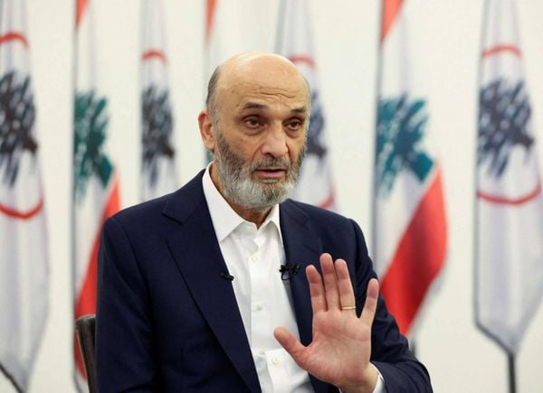 جعجع لبري: للتوافق على إنتخاب رئيس بالمشاورات الجانبية