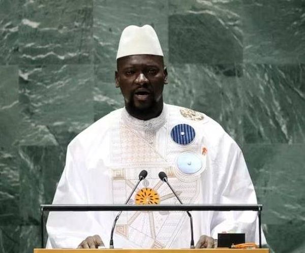 رويترز: مامادي دومبويا يسعى إلى إكمال مسيرته من قائد انقلاب إلى رئيس غينيا