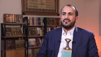 رئيس وفد "الحوثيين" المفاوض يتّهم السعودية بانتهاك سيادة اليمن واستهداف المدنيين
