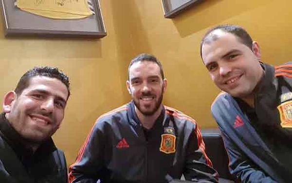 اللبناني طارق رزق
مع منتخب اسبانيا للصالات