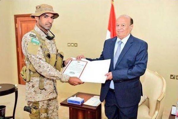 بالصور من هو قائد القوات السعودية باليمن "عبدالله السهيان" وكيف قتل؟ بماذا وعد هادي قبل ان يقتل ؟