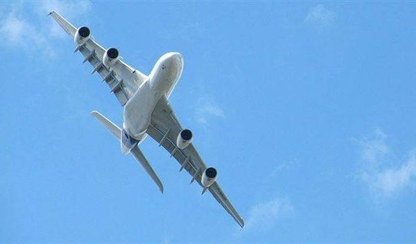 طيار يتجاوز وجهته بسبب النوم