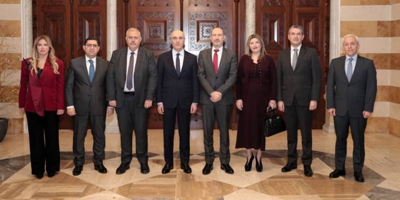 عرض مع المحافظين التحضيرات الانتخابيّة
الحجار: لمواصلة العمل بروح المسؤوليّة