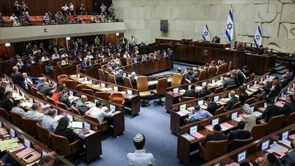 لجنة الانتخابات الإسرائيلية تبحث شطب قوائم عربية ومرشحين