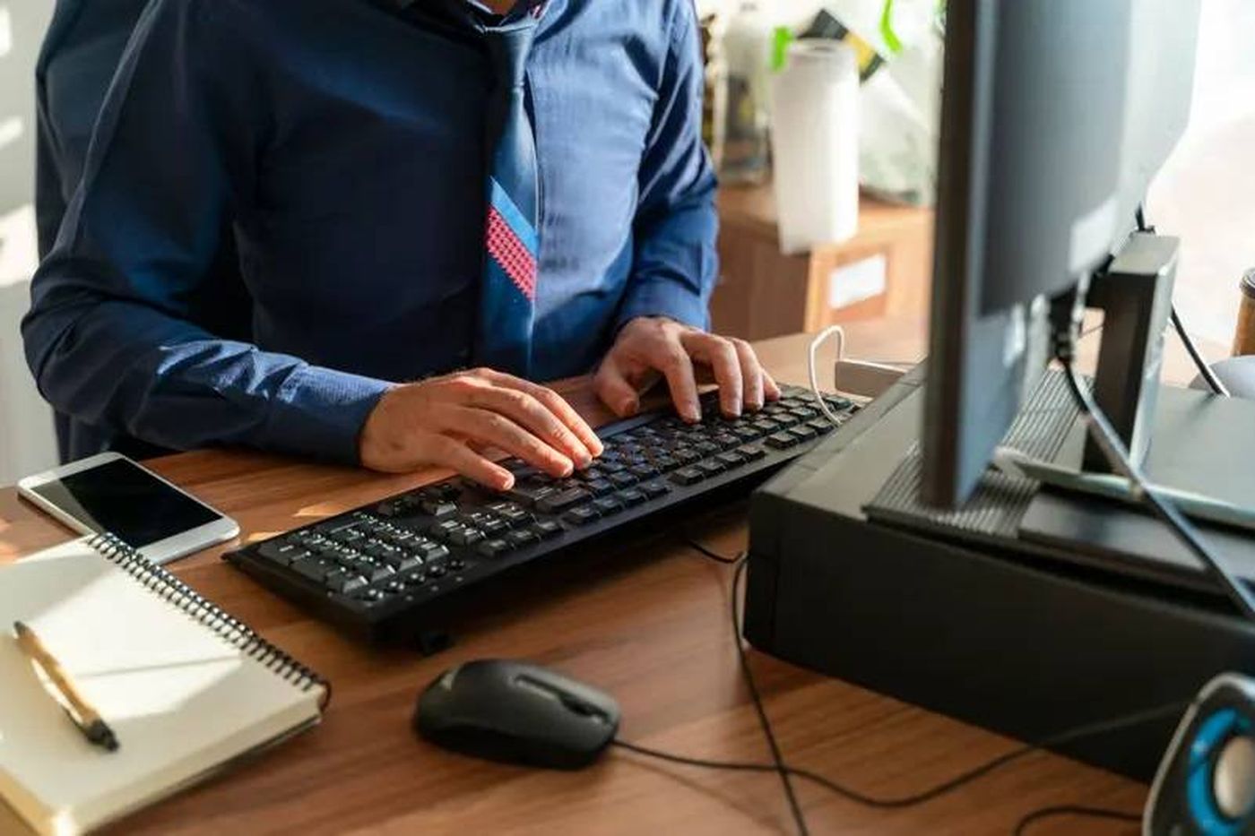 طريقة النقر على الكمبيوتر مؤشر على مدى الإجهاد بالعمل