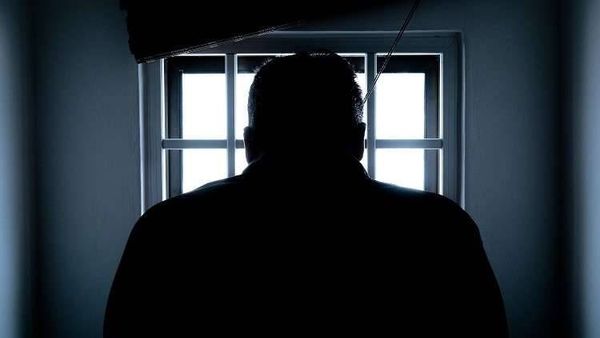 محتال يحصل على أحدث هواتف آيفون لسنوات دون أن يدفع ثمنها!