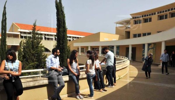 استقالتان من رابطة الأساتذة المتفرغين في اللبنانية