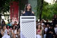 إيران: أميركا تعاقب ألبانيزي لفضحها جرائم "إسرائيل" وتكافئ مجرمي الحرب!