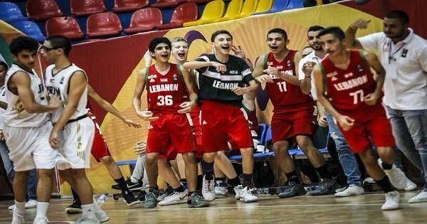 بالزغاريد... منتخب لبنان للناشئين يصل لبنان