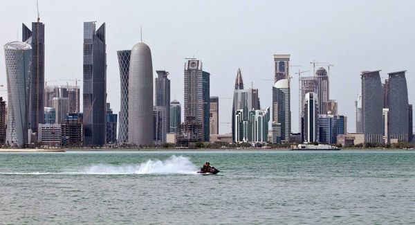 مسؤول قطري سابق: قطر لن  تثق بالأخوة والأشقاء بعد الآن