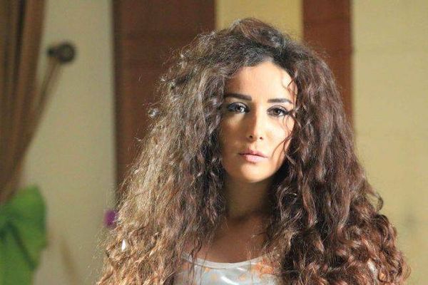 بالصور - هل أصيبت كندة بجروح بالغة بعد استهداف كنيسة حلب؟