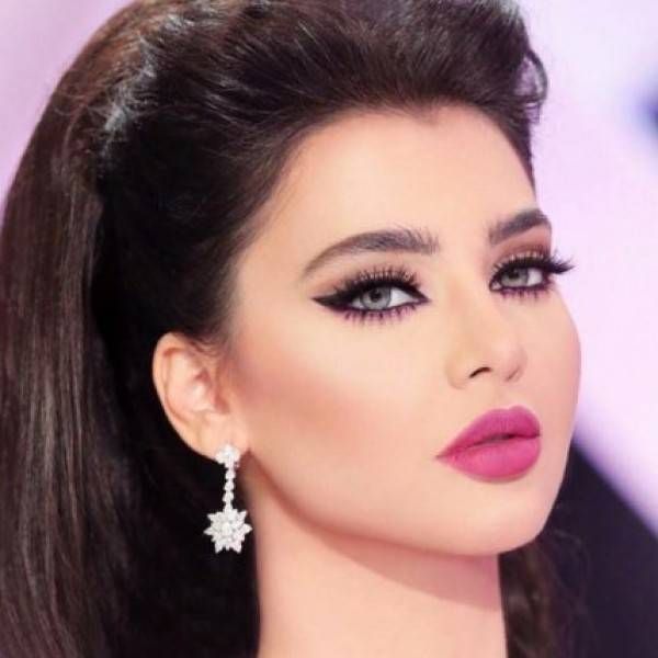 بالصورة.. هل دخلت قمر فعلاً في غيبوبة؟