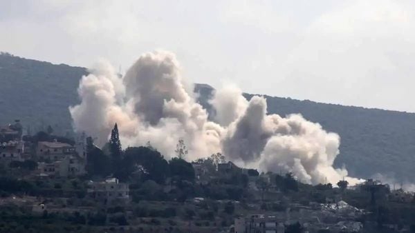 قصف مدفعي إسرائيلي على بلدة المنصوري في قضاء صور