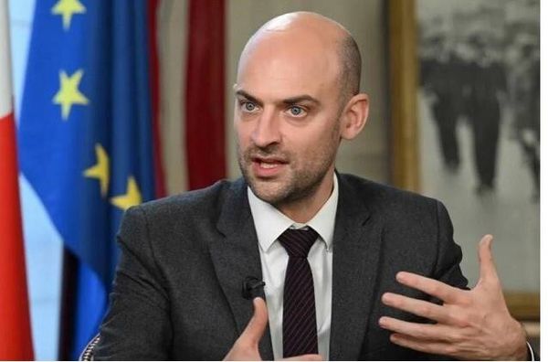 تحذيرات ونصائح فرنسية