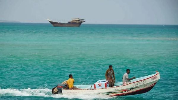 بعد هرمز.. مخاوف من معركة جديدة حول مضيق باب المندب