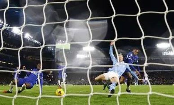 تشيلسي يتعادل مع مانشستر سيتي في 