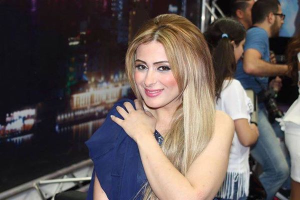 !فضيحة فرح يوسف صدرها و… – بالفيديو
