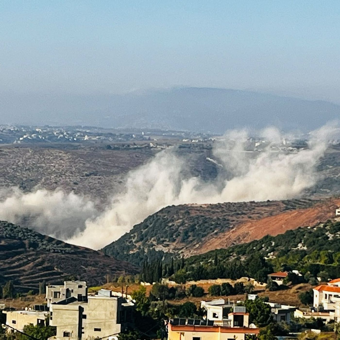 غارات إسرائيلية تستهدف المنصوري وحاريص... وقصف مدفعي على علي الطاهر