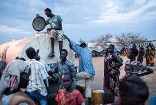  مليون شخص خارج السودان على اثر النزاع القائم
