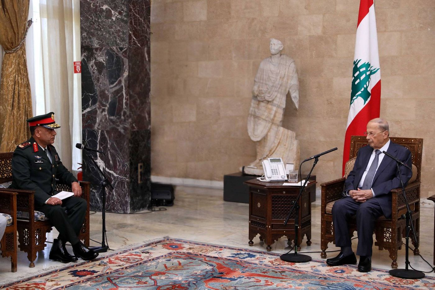 قائد الجيش النيبالي للرئيس عون: لتعزيز التعاون بين البلدين