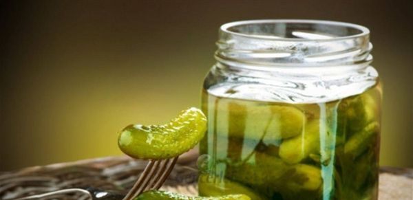 شرب ماء المخللات.. ما فوائده الصحية؟