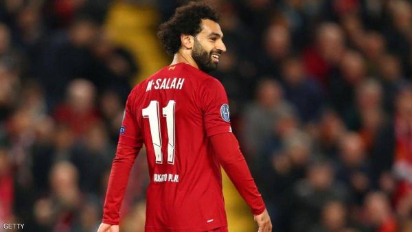 محمد صلاح يتفوق على رونالدو برقم جديد.. وينافس ميسي