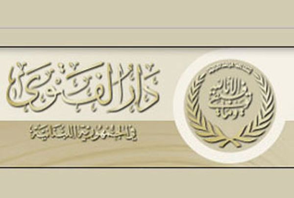 لجنة ثلاثيّة من دار الفتوى تروّج لمبادرة
بحلّ «المجلسين الشرعيين» وانتخاب مجلس جديد
أعضاء في المجلس الشرعي: لقاء نادر الحريري مع راغب قباني صفقة لن تمرّ