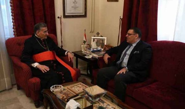 استقبل سفيري مصر وايطاليا
الراعي اطلع من الحاج حسن على مشاريع "الزراعة"
القصيفي نقلاً عن البطريرك: علّتنا أن من صنع الحرب يحكمنا