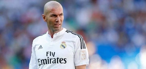 بالفيدو من هو زين الدين زيدان مدرب ريال مدريد