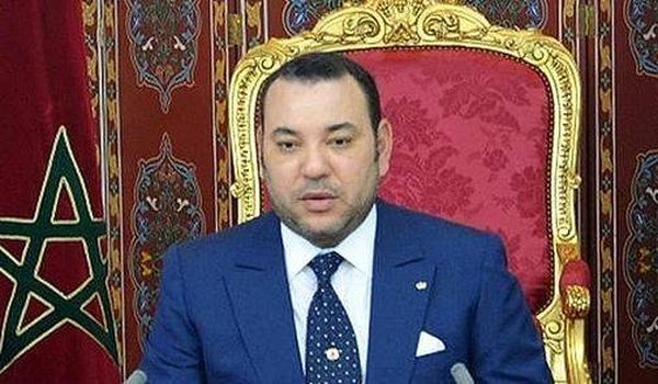 صحافيين فرنسيين حاولوا "ابتزاز" العاهل المغربي..