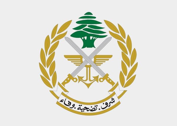 قيادة الجيش: عناصر المؤسسة ملتزمون توجيهاتها والمهمات الموكلة إليهم ويؤدون واجباتهم انطلاقًا من إيمانهم بمسؤوليتهم الوطنية في الدفاع عن سيادة لبنان وأمنه واستقراره